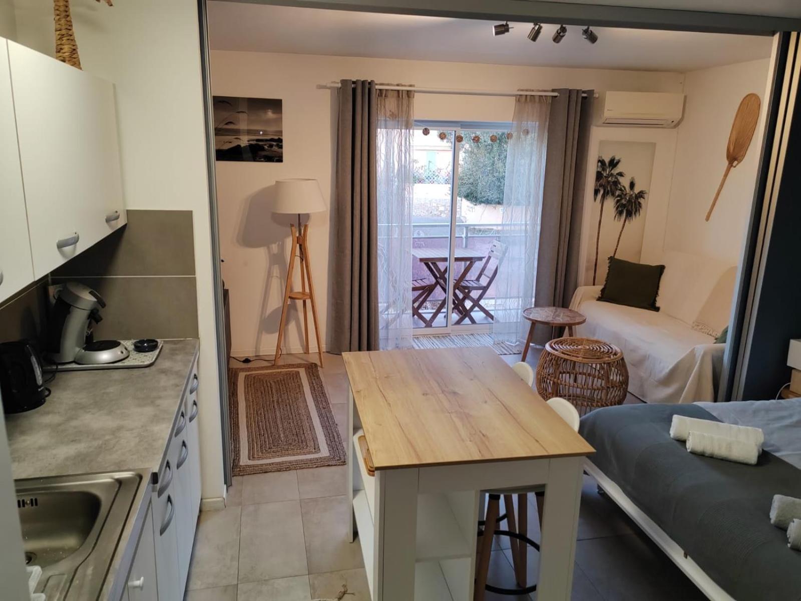 Deux Beaux Studios, Rue Pietonne, Bord De Mer, Clim Appartement